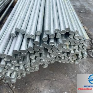 thép tròn đặc phi 40