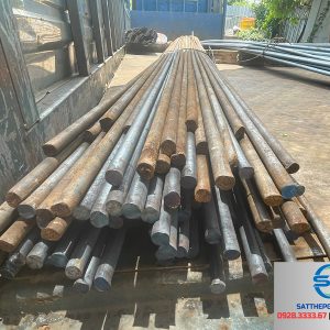 thép tròn đặc phi 70