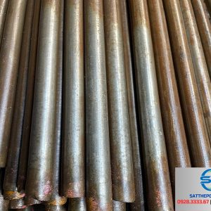 thép tròn đặc phi 400