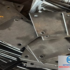 bản mã sắt vuông